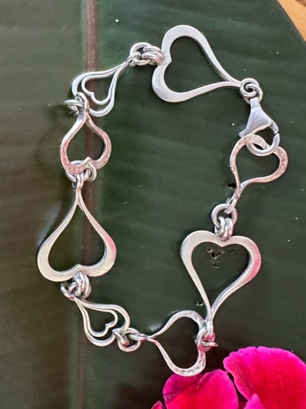 Silpada sterling Silver 925 Heart Link Bracelet B1701 spread love